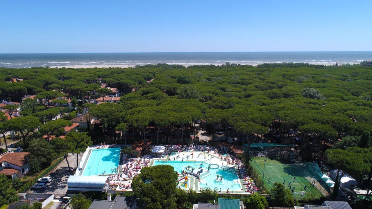 Campsite Mare E Pineta 4*